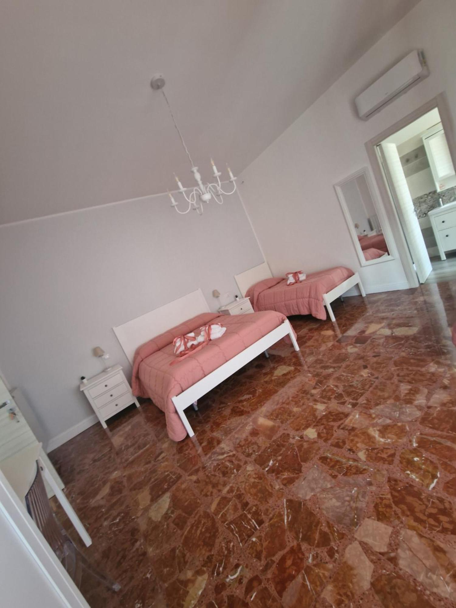 I Pini B&B Recale Esterno foto